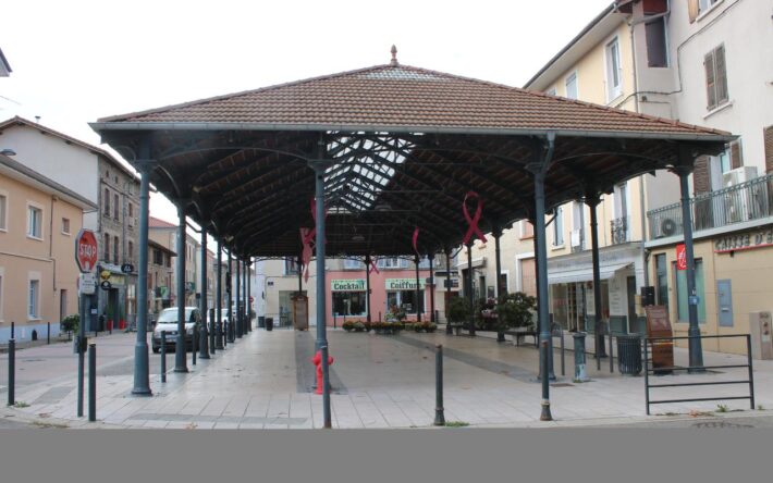 Les Halles de Saint-Étienne-de-Saint-Geoirs - Crédits photo : Banque des Territoires
