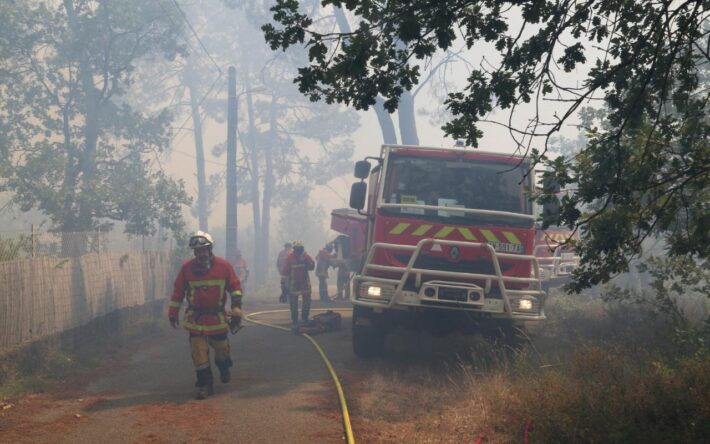Lors de l'incendie du 1er juillet 2022, les pompiers ont pu utiliser l'eau du Rhône pour éteindre le feu - Crédits photo : Ville de Piolenc