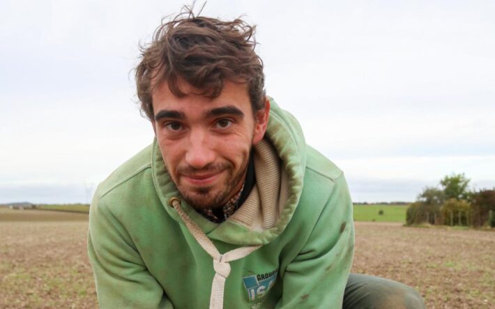 Pierre-Baptiste Blanchant, exploitant de 160 Ha à Vendin-le-Vieil et Fouquières-lès-Lens, intégré au dispositif PSE – Crédits photo : Communauté d’Agglomération Lens-Liévin